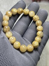 钛晶手链，10.5mm，32.6g  価格：￥11.800円