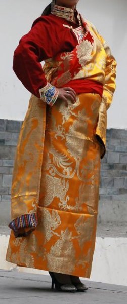 画像1: チベット・男性・女性兼・用正装服 (1)