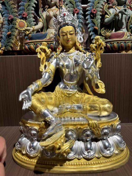 画像1: 緑度母佛像 (1)
