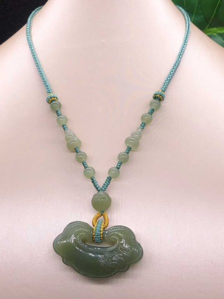 画像1: 天然石和田石pendant (1)
