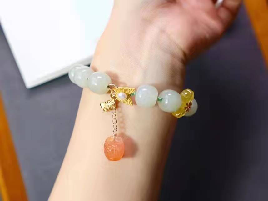 和田石玉　bracelet