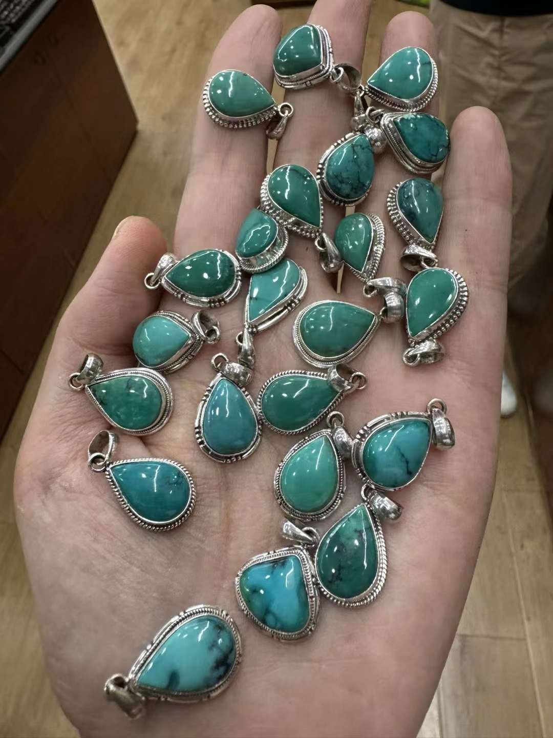 	 天然石緑松石pendant