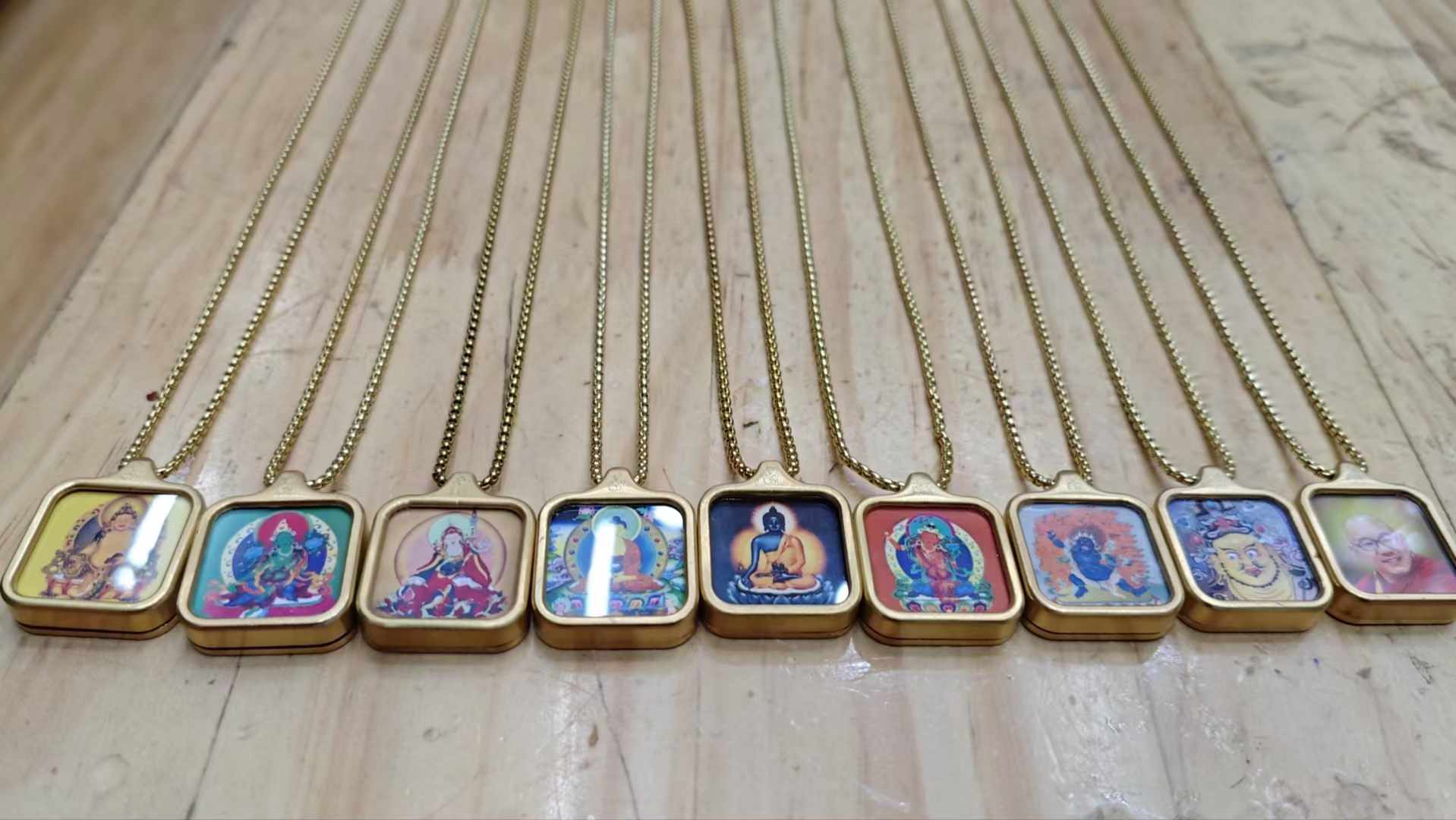 チベットタンカ　PENDANT各種