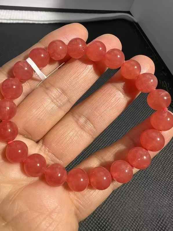 名称：天然石インカローズブレスレット